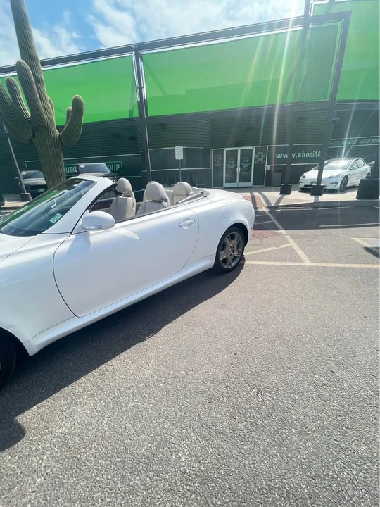 2007 Lexus SC430 - Image 3 of 10