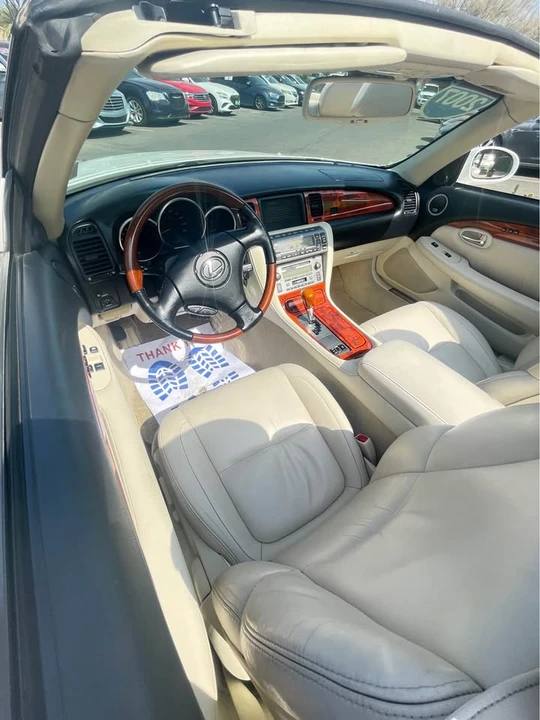 2007 Lexus SC430 - Image 7 of 10
