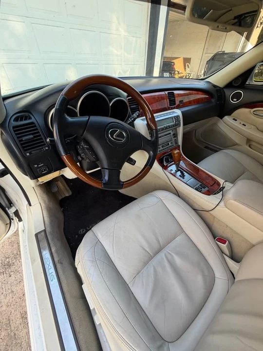 2007 Lexus SC430 - Image 11 of 20
