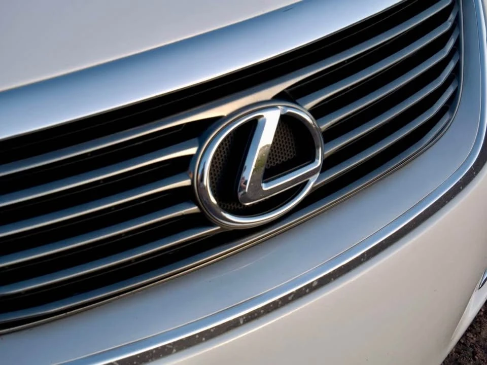 2007 Lexus SC430 - Image 10 of 20