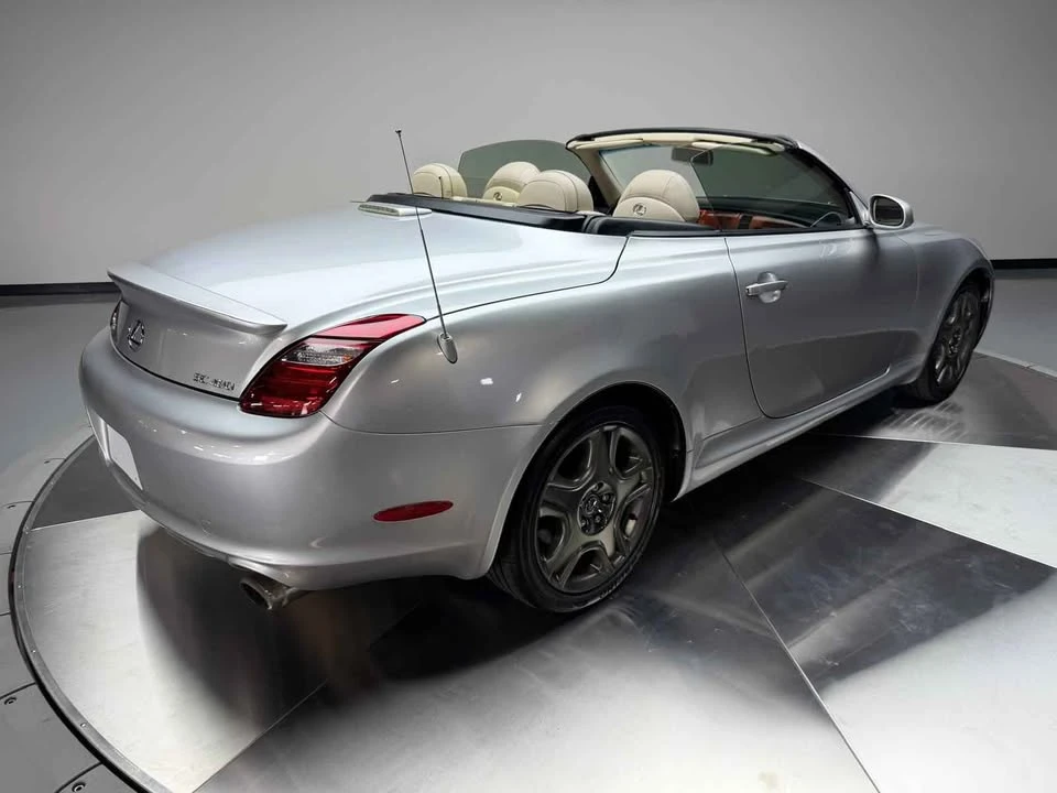 2007 Lexus SC430 - Image 3 of 9