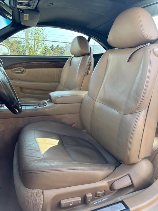 2007 Lexus SC430 - Image 4 of 8