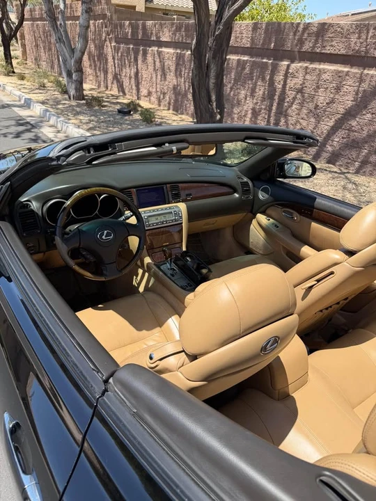 2007 Lexus SC430 - Image 6 of 10