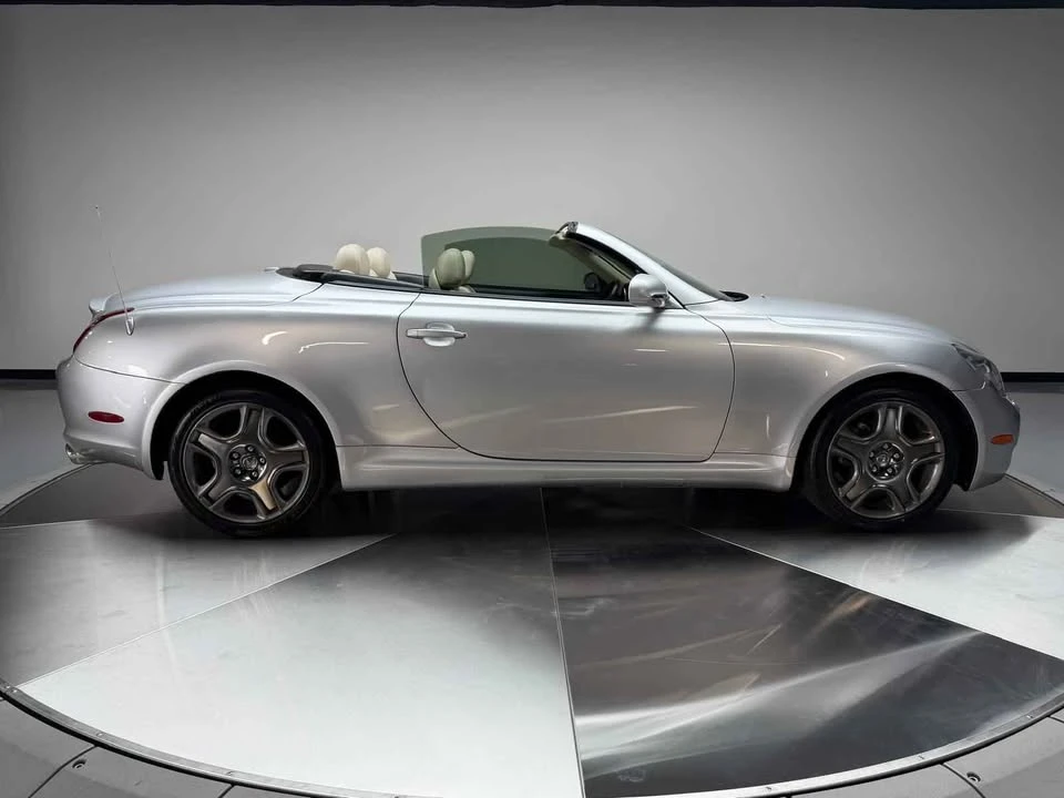 2007 Lexus SC430 - Image 2 of 9