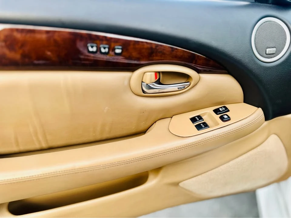 2007 Lexus SC430 - Image 7 of 19