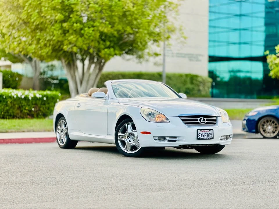 2007 Lexus SC430 - Image 2 of 19