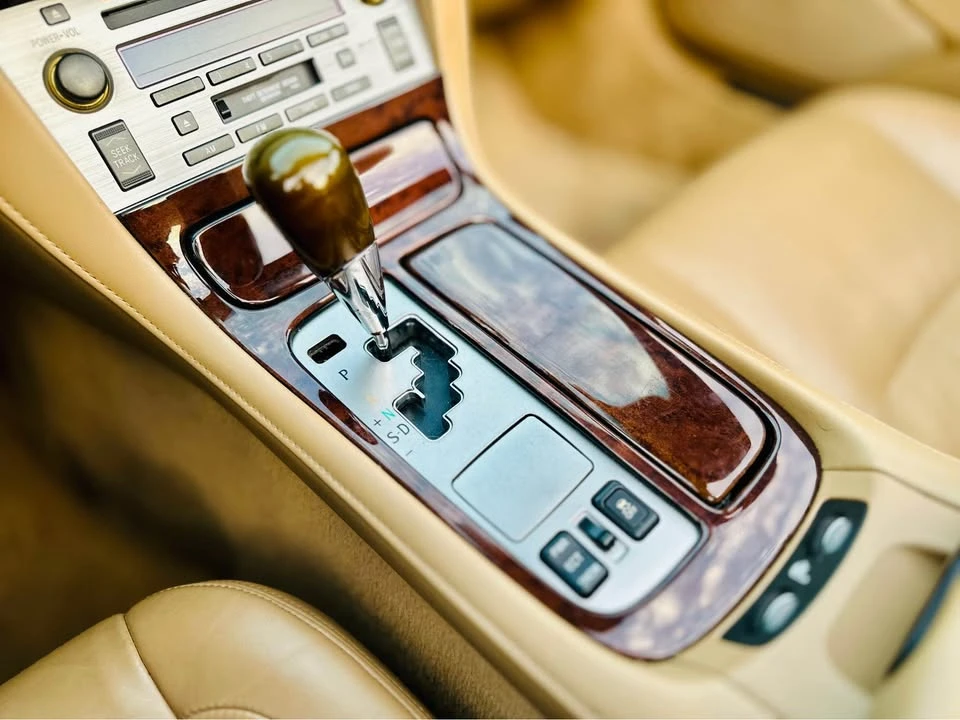 2007 Lexus SC430 - Image 16 of 19