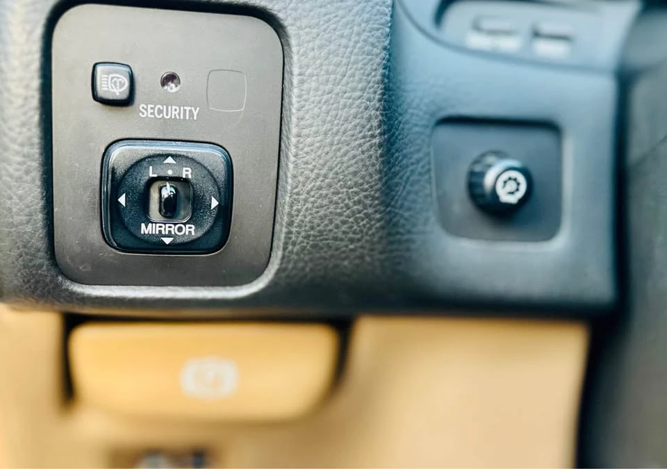 2007 Lexus SC430 - Image 17 of 19