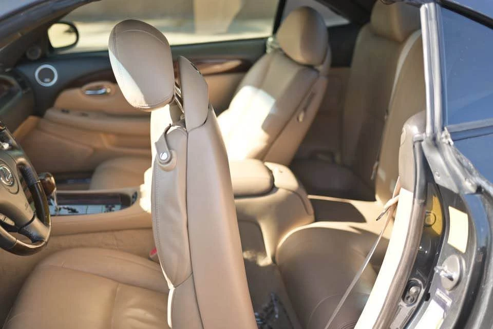 2007 Lexus SC430 - Image 14 of 15