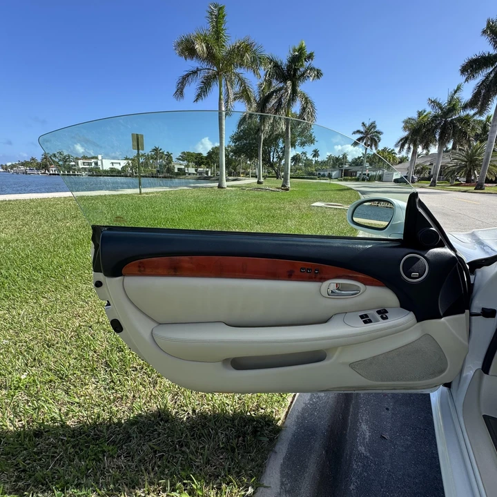 2007 Lexus SC430 - Image 13 of 21