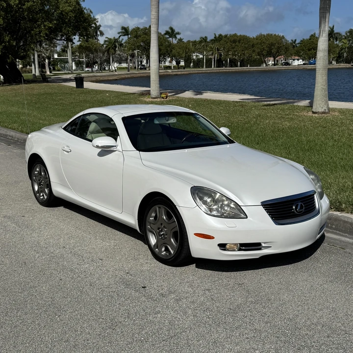 2007 Lexus SC430 - Image 2 of 21