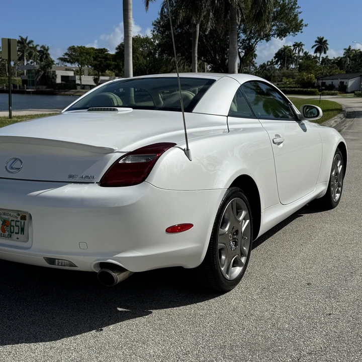 2007 Lexus SC430 - Image 11 of 21