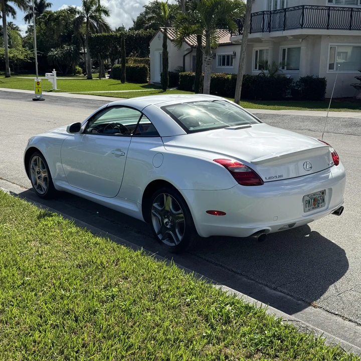 2007 Lexus SC430 - Image 8 of 21