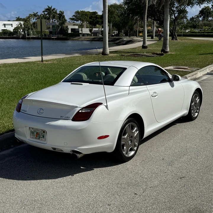 2007 Lexus SC430 - Image 12 of 21