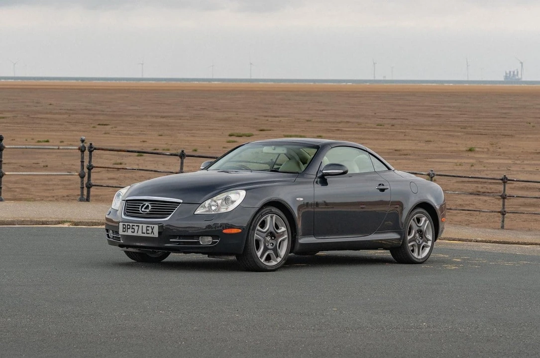 2007 Lexus SC430 - Image 4 of 30