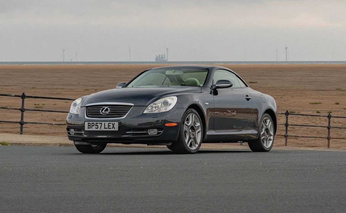 2007 Lexus SC430 - Image 14 of 30