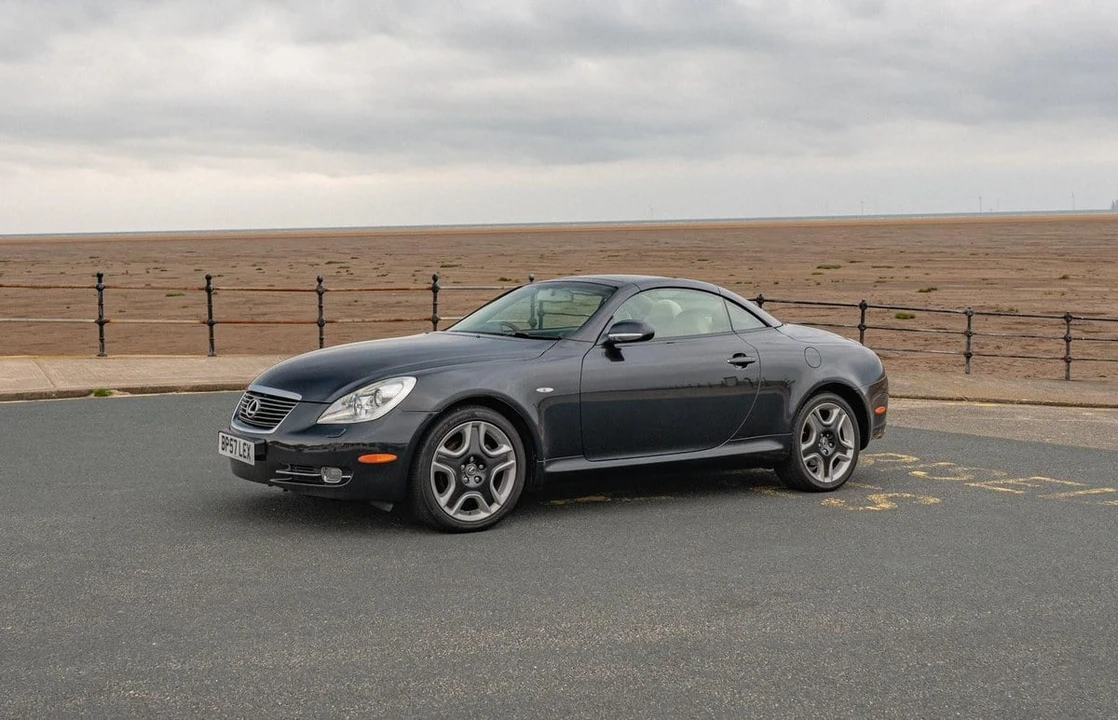 2007 Lexus SC430 - Image 12 of 30