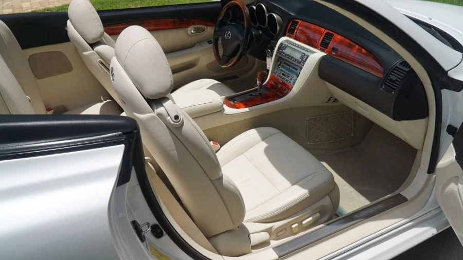 2007 Lexus SC430 - Image 5 of 18