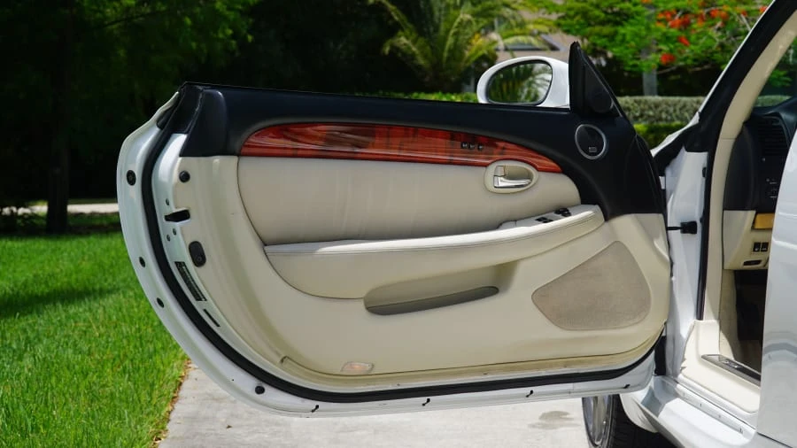 2007 Lexus SC430 - Image 17 of 18