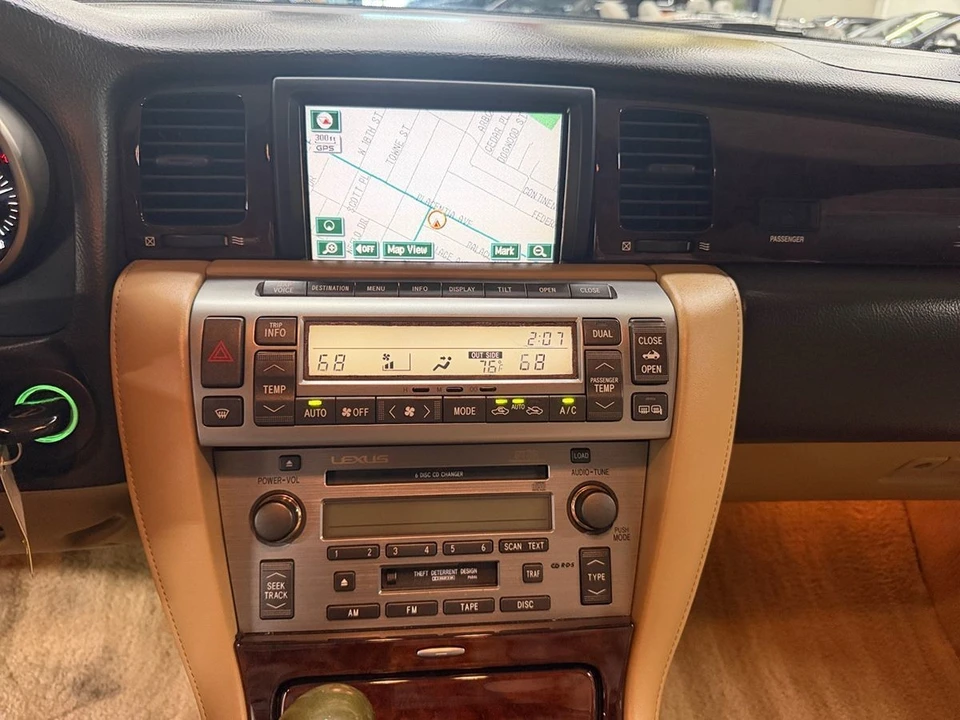 2007 Lexus SC430 - Image 16 of 25