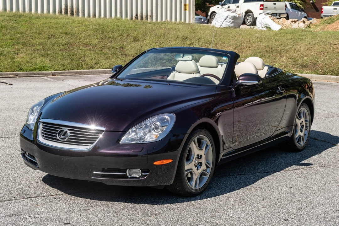 2007 Lexus SC430 - Image 2 of 31