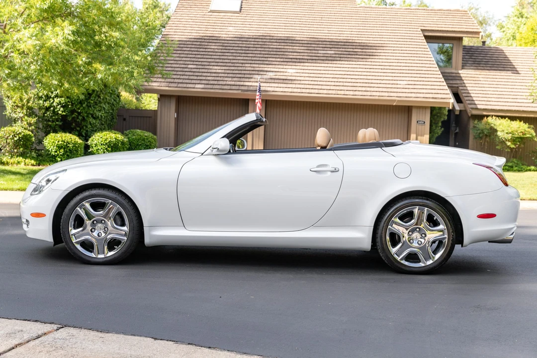 2007 Lexus SC430 - Image 9 of 31