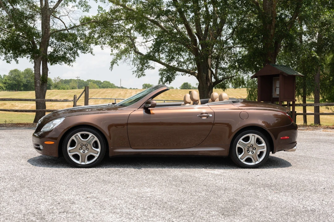 2007 Lexus SC430 - Image 10 of 31
