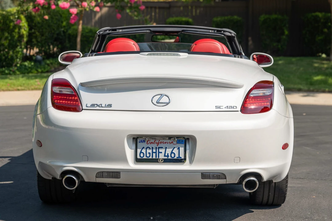 2007 Lexus SC430 - Image 12 of 31