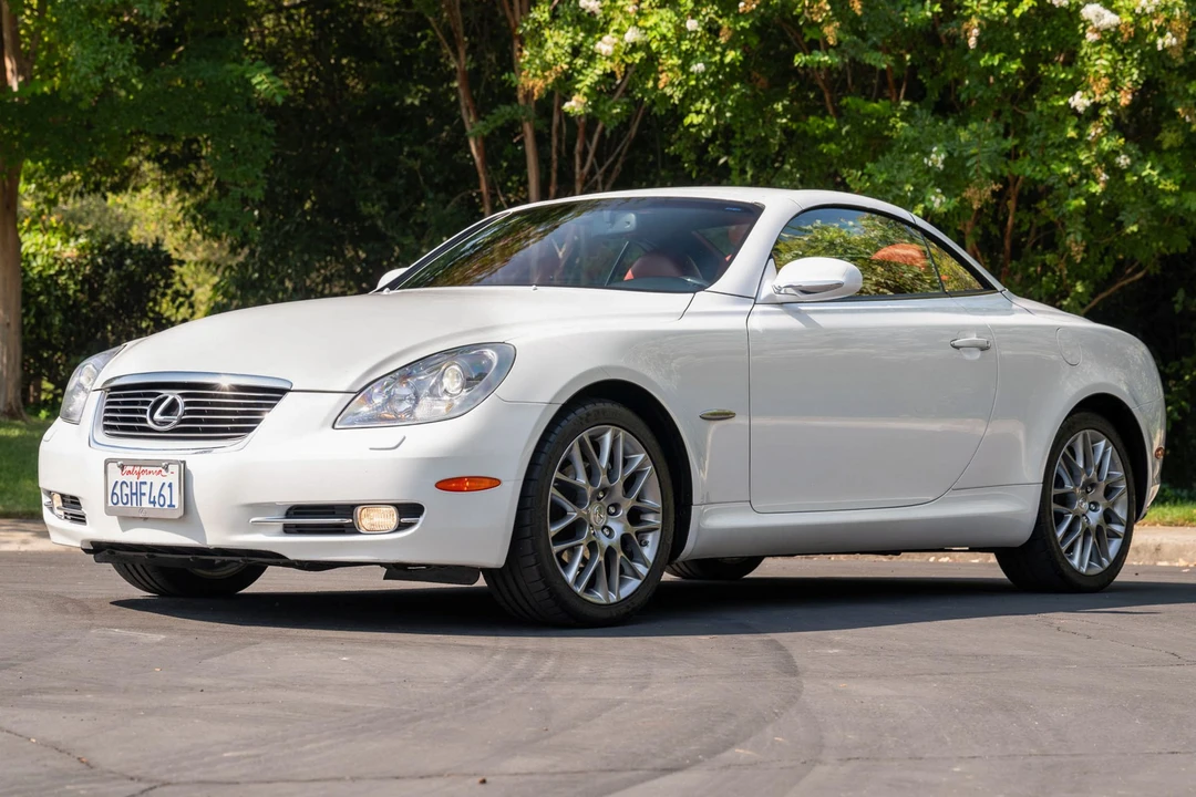 2007 Lexus SC430 - Image 2 of 31
