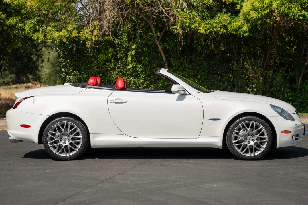 2007 Lexus SC430 - Image 14 of 31