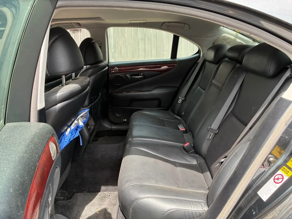 2007 Lexus LS 4th Gen - Image 8 of 9