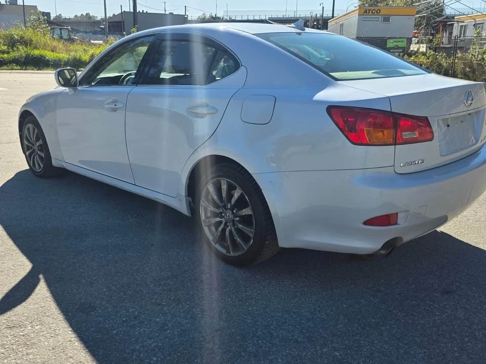 2007 Lexus IS 2nd Gen - Image 14 of 17