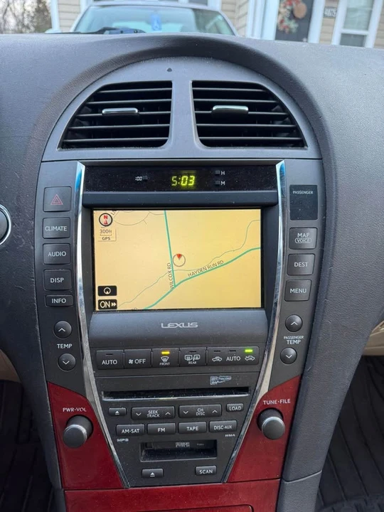 2007 Lexus ES 5th Gen - Image 3 of 9