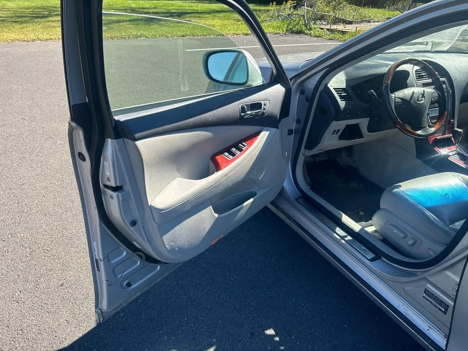 2007 Lexus ES 5th Gen - Image 15 of 17