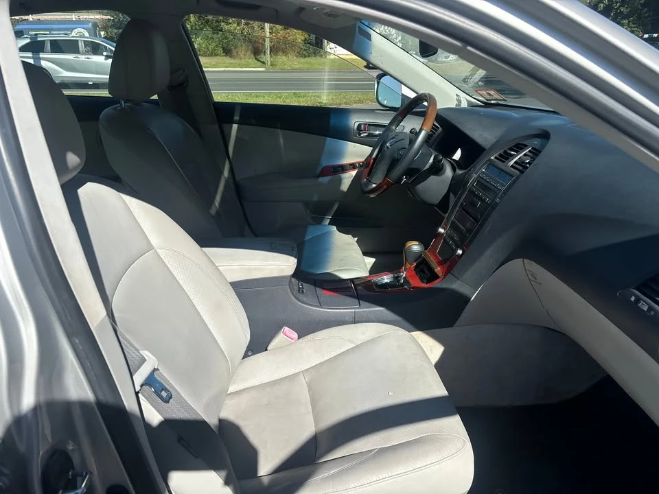 2007 Lexus ES 5th Gen - Image 13 of 17