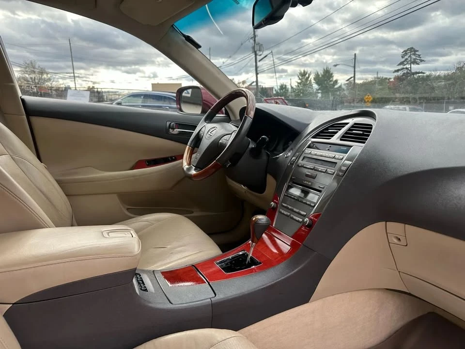 2007 Lexus ES 5th Gen - Image 18 of 19