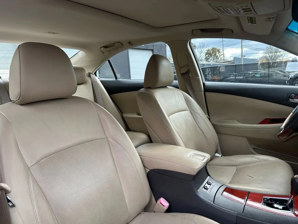 2007 Lexus ES 5th Gen - Image 19 of 19