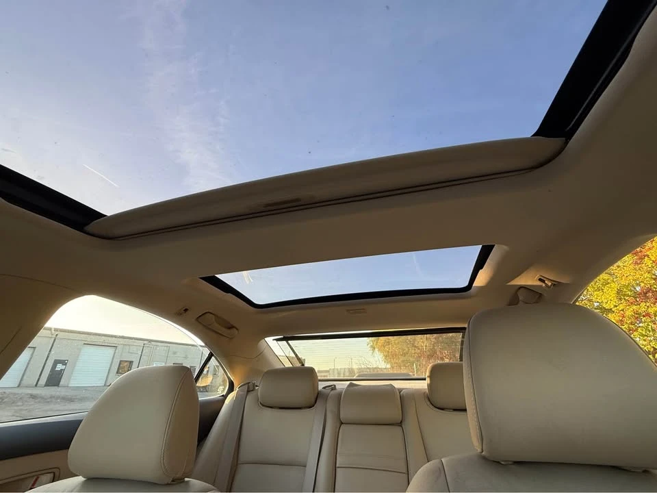 2007 Lexus ES 5th Gen - Image 11 of 13