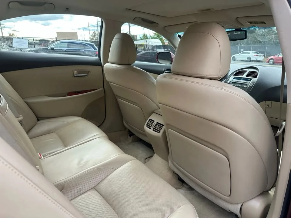 2007 Lexus ES 5th Gen - Image 15 of 19
