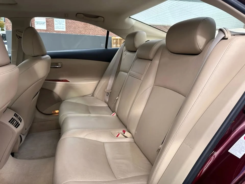2007 Lexus ES 5th Gen - Image 12 of 19