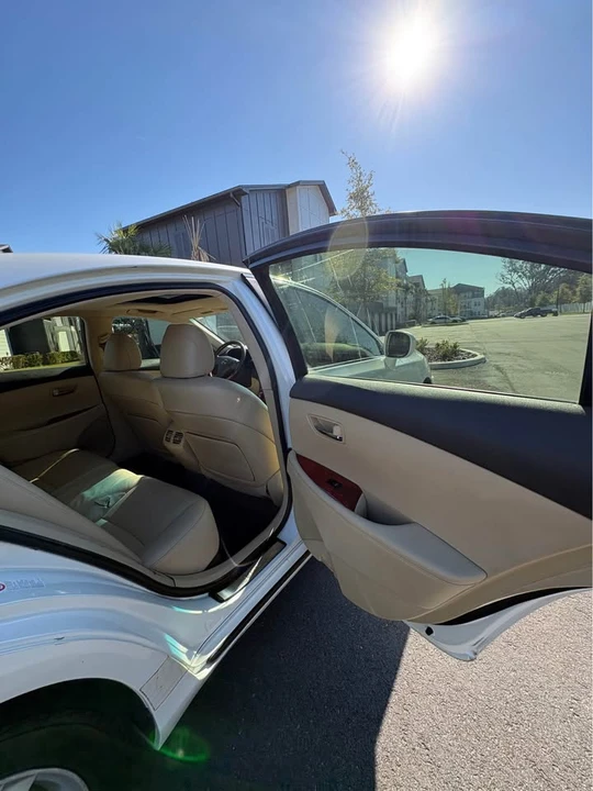 2007 Lexus ES 5th Gen - Image 10 of 14
