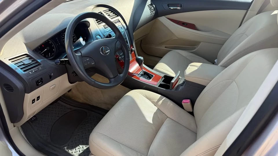 2007 Lexus ES 5th Gen - Image 7 of 16