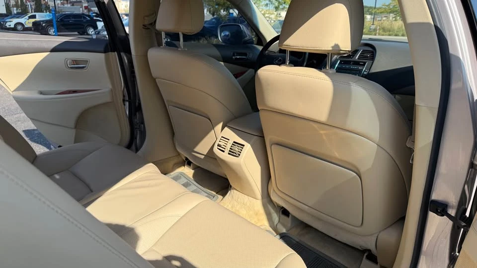 2007 Lexus ES 5th Gen - Image 11 of 16