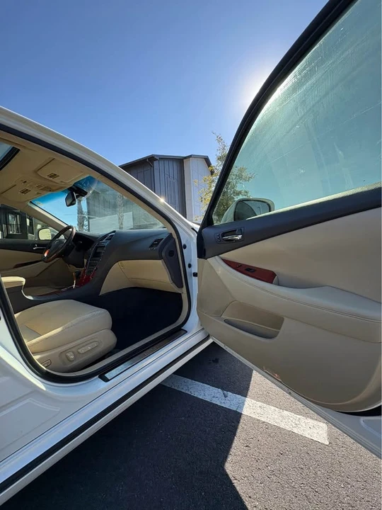 2007 Lexus ES 5th Gen - Image 13 of 14