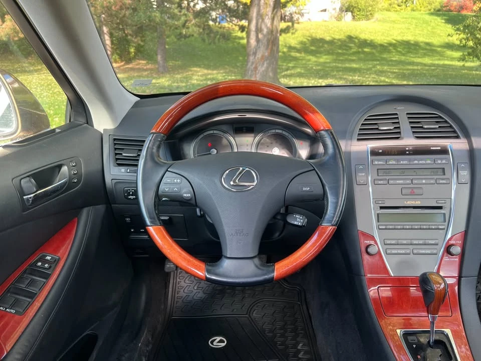 2007 Lexus ES 5th Gen - Image 12 of 20