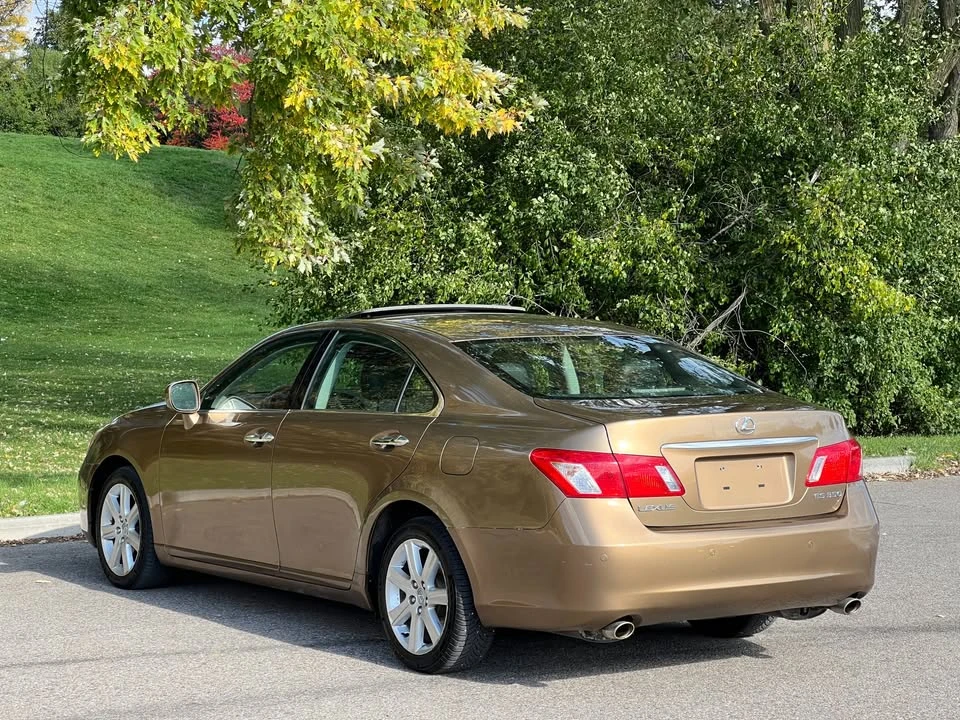 2007 Lexus ES 5th Gen - Image 8 of 20