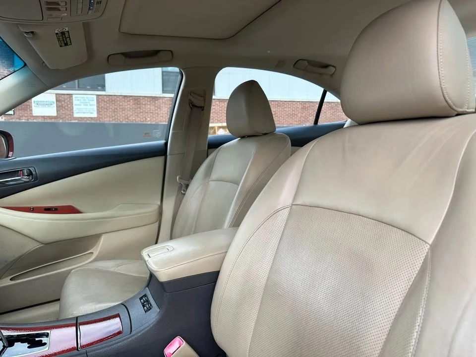 2007 Lexus ES 5th Gen - Image 9 of 19