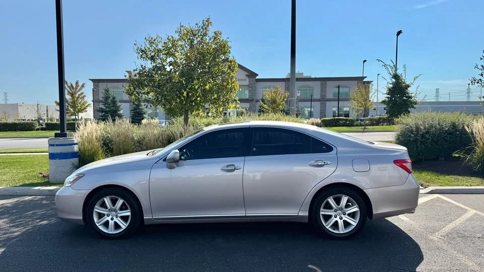2007 Lexus ES 5th Gen - Image 3 of 16