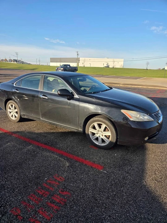 2007 Lexus ES 5th Gen - Image 2 of 11