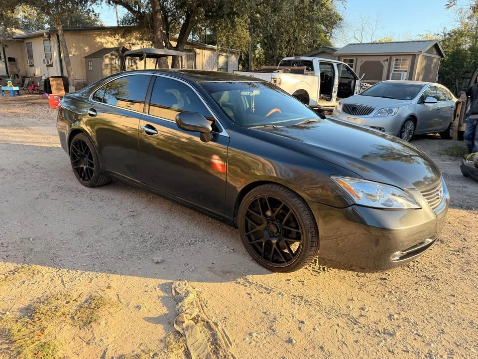 2007 Lexus ES 4th Gen - Image 3 of 10
